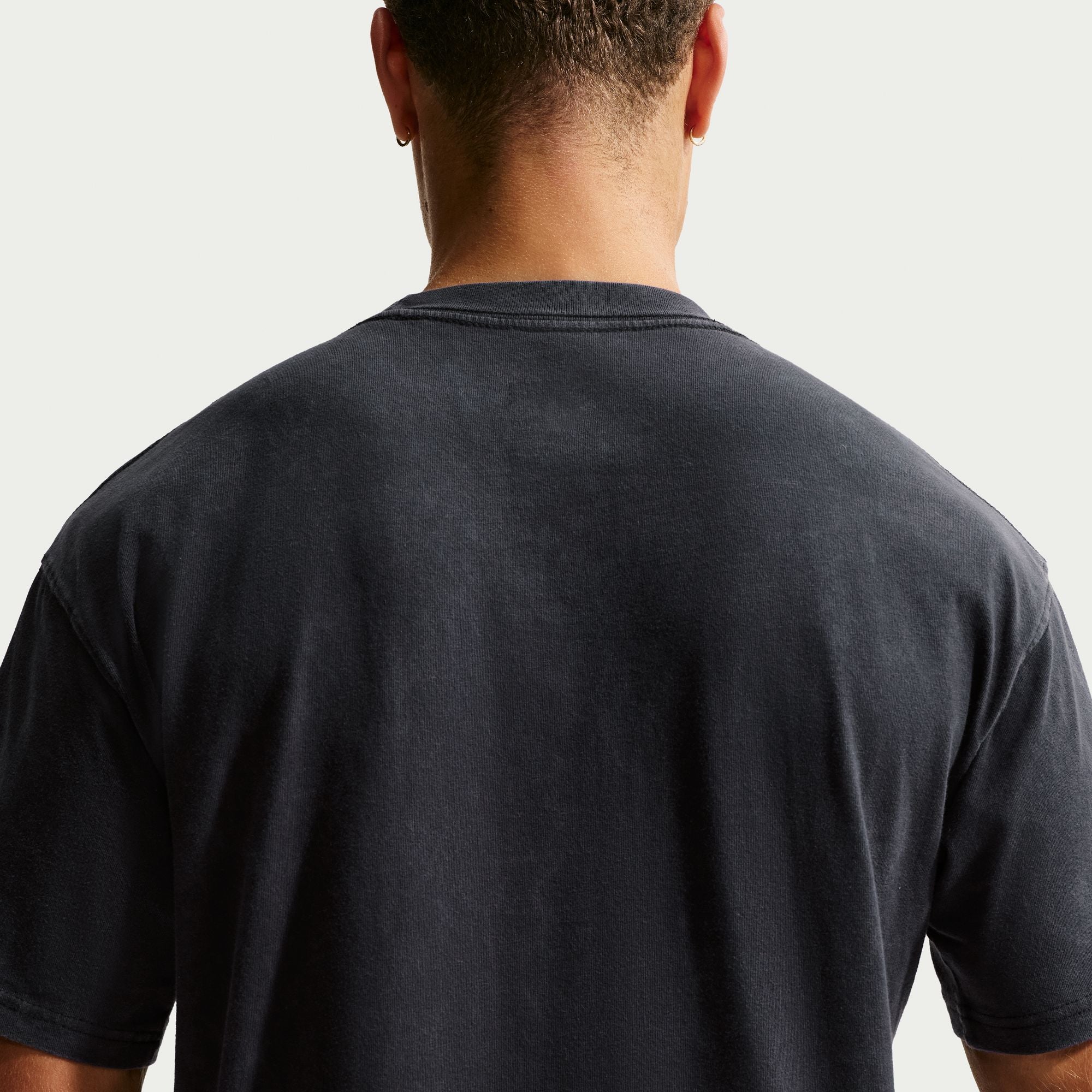Nike Straight Fit Graphic T-Shirt